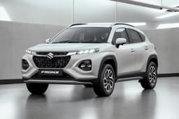 Maruti Suzuki Fronx Color Arctic White